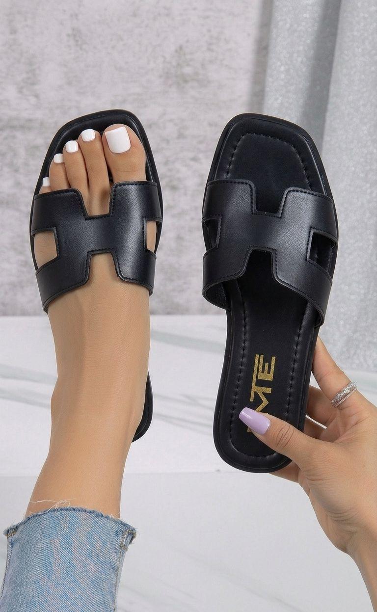 slippers