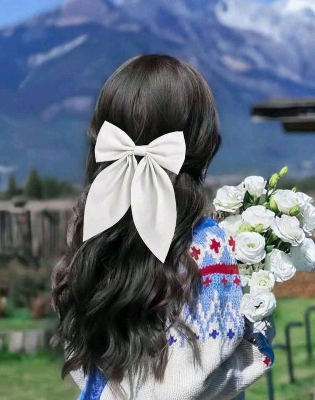 White bow hair clips