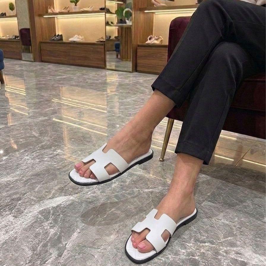 White slipper