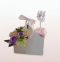 Customized flower box with a cup of: 1 scrunchy + 1 necklace + 1 anklet + 1 pair of earrings + 1 clips