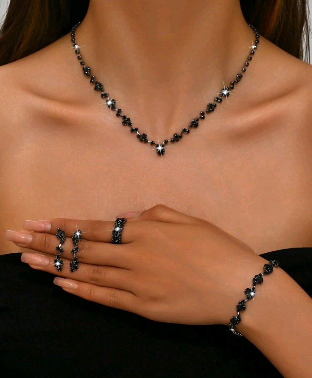 Black jewelry set